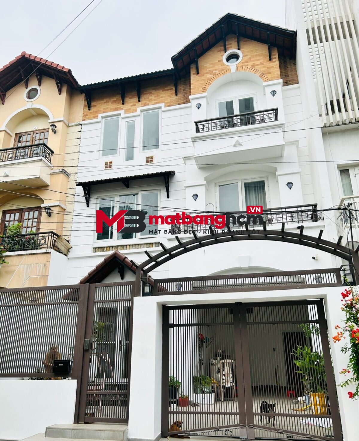 Cho thuê nhà đường Đặng Dung Quận 1