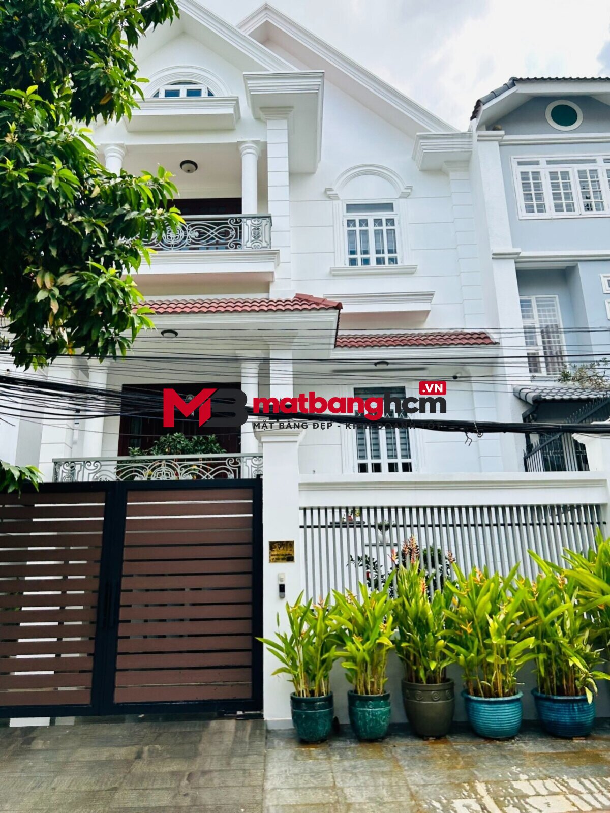 Cho thuê nhà đường Nguyễn Văn Thủ Quận 1