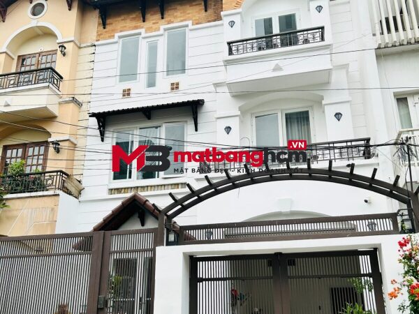 Cho thuê nhà đường Đặng Dung Quận 1