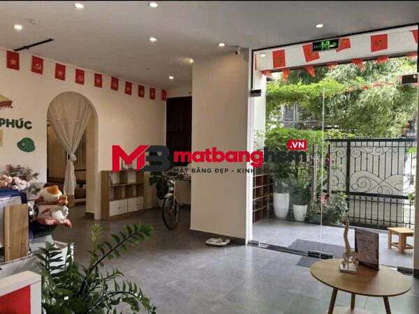 Cho thuê nhà đường Hai Bà Trưng Quận 3