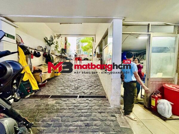 Cho thuê nhà mặt tiền 282-284 Phan Xích Long