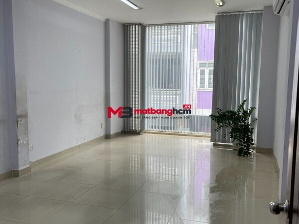 Cho thuê nhà mặt tiền Hoa Lan, Phú Nhuận