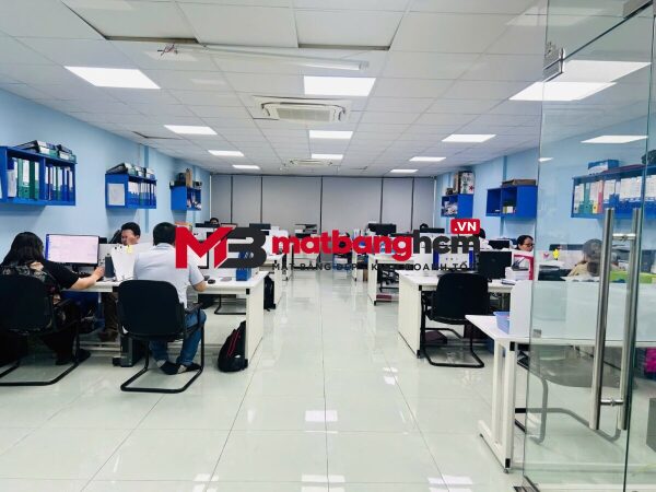 Cho thuê tòa nhà đường C1 quận Tân Bình