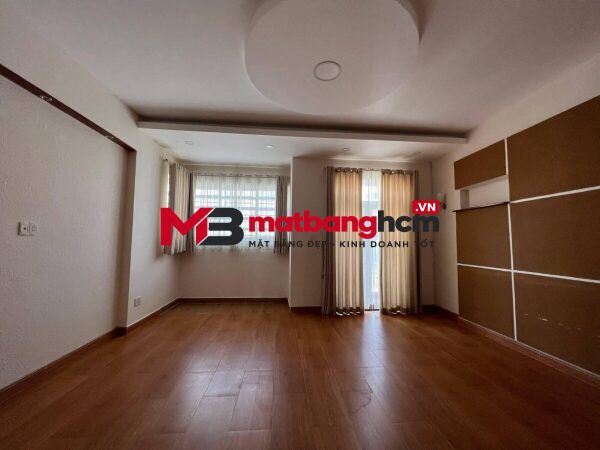 Cho thuê villa đường số 33 An Khánh Quận 2