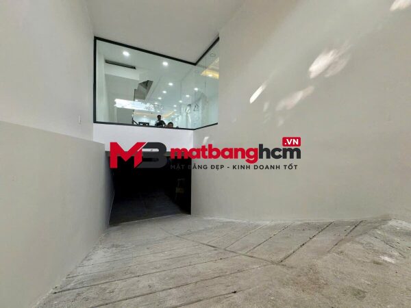 Nhà nguyên căn 104 Đặng Thùy Trâm, Bình Thạnh