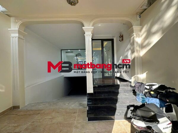 Nhà nguyên căn 104 Đặng Thùy Trâm, Bình Thạnh