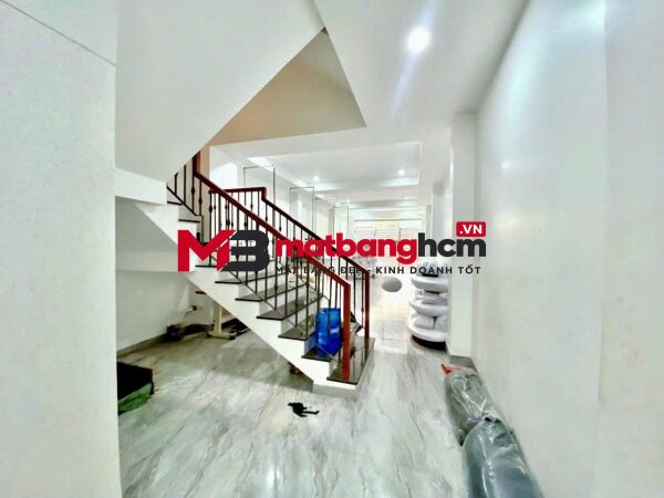 Nhà nguyên căn 139 Phạm Phú Thứ, Tân Bình