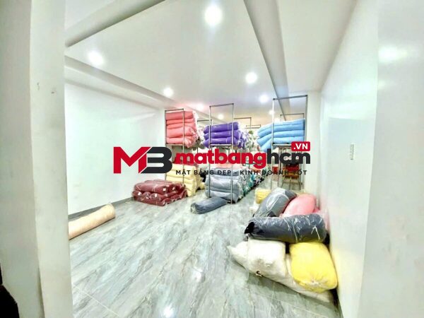 Nhà nguyên căn 139 Phạm Phú Thứ, Tân Bình
