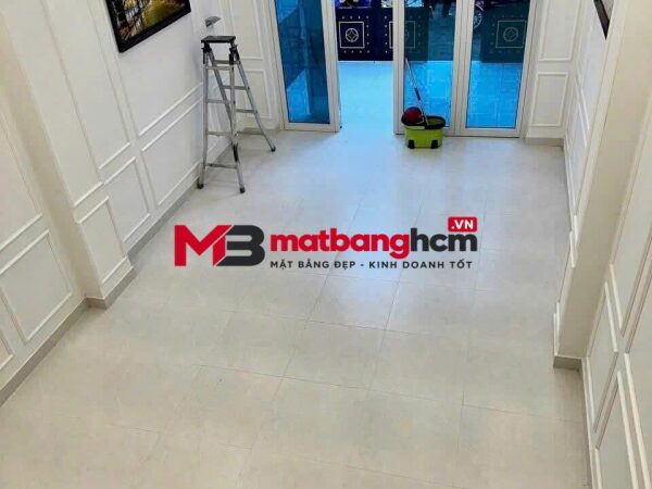 Nhà nguyên căn 92 Phan Xích Long, Bình Thạnh