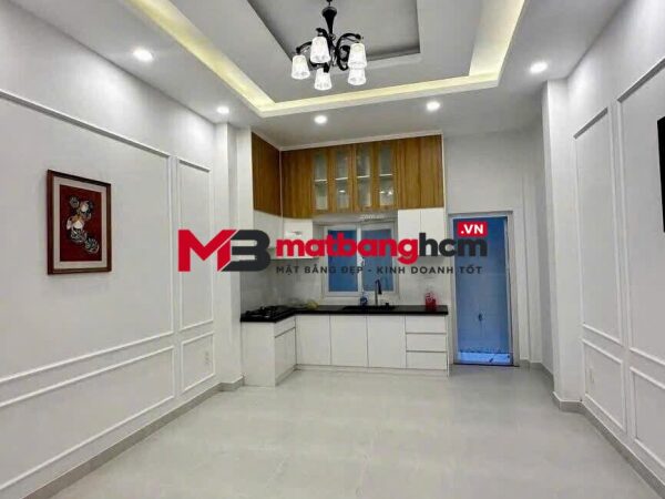 Nhà nguyên căn 92 Phan Xích Long, Bình Thạnh