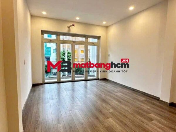 Nhà nguyên căn 92 Phan Xích Long, Bình Thạnh